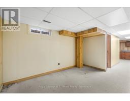 4 CHRISTOPHER COURT - 29