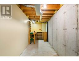 4 CHRISTOPHER COURT - 31