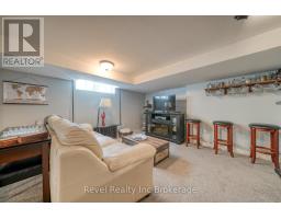 140 VANSITTART AVENUE - 28