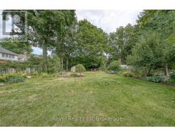 140 VANSITTART AVENUE - 36