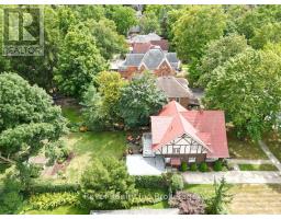 140 VANSITTART AVENUE - 5