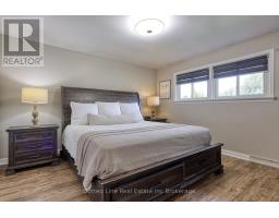 34 ALBERT STREET - 28