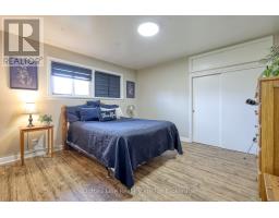 34 ALBERT STREET - 31