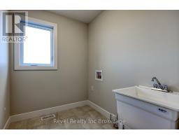 455 GILLESPIE STREET - 10