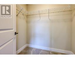 455 GILLESPIE STREET - 26