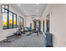 45 AUGUST CRESCENT - 26