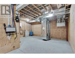 45 AUGUST CRESCENT - 42