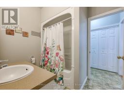 4 - 663 SOUTHWOOD WAY - 23