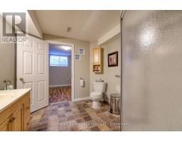 4 - 663 SOUTHWOOD WAY - 37