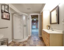 4 - 663 SOUTHWOOD WAY - 39