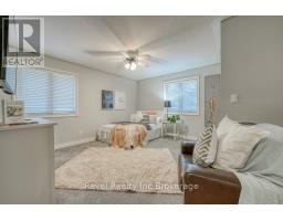 715 SPRINGBANK AVENUE N - 35