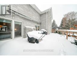 715 SPRINGBANK AVENUE N - 38