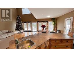 141 24 HIGHWAY E - 18