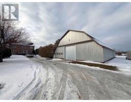 141 24 HIGHWAY E - 40