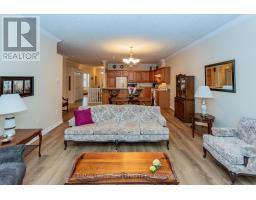 22 - 540 SPITFIRE STREET - 16