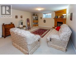 22 - 540 SPITFIRE STREET - 27