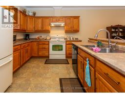 22 - 540 SPITFIRE STREET - 6