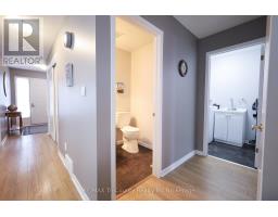 33 WILKINS CRESCENT - 12