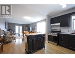 33 WILKINS CRESCENT - 5