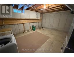 3 - 388 SPRINGBANK AVENUE N - 27