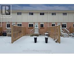 3 - 388 SPRINGBANK AVENUE N - 29
