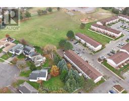 3 - 388 SPRINGBANK AVENUE N - 33