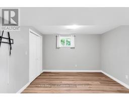 468 FAIRGROUND ROAD - 44