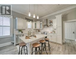 425 INGERSOLL AVENUE - 14