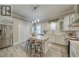 425 INGERSOLL AVENUE - 15