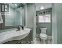 425 INGERSOLL AVENUE - 19