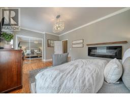 425 INGERSOLL AVENUE - 21