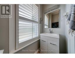 425 INGERSOLL AVENUE - 23