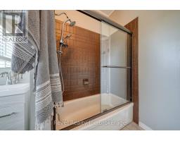 425 INGERSOLL AVENUE - 24