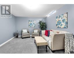 11 - 351 HIGHVIEW AVENUE E - 19