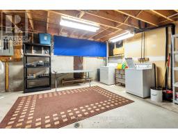 11 - 351 HIGHVIEW AVENUE E - 22