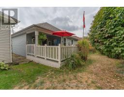 53 HAWKINS CRESCENT - 25