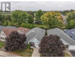 53 HAWKINS CRESCENT - 27