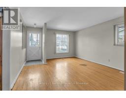 109 LYNDALE CRESCENT - 10