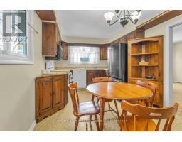 109 LYNDALE CRESCENT - 12