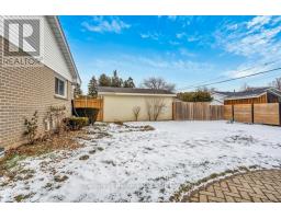 109 LYNDALE CRESCENT - 21