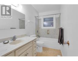 109 LYNDALE CRESCENT - 6