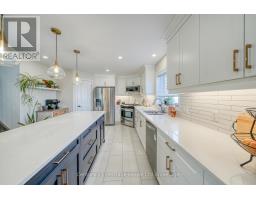 35 PEGGY AVENUE - 19