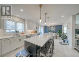 35 PEGGY AVENUE - 20