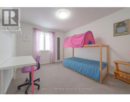 35 PEGGY AVENUE - 34