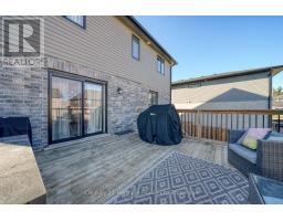 35 PEGGY AVENUE - 44