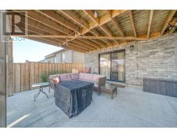 35 PEGGY AVENUE - 46