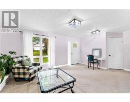 21 NORFOLK STREET - 13