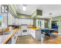 21 NORFOLK STREET - 17