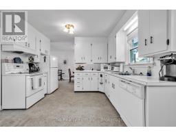 1 EARLSCOURT CRESCENT - 12