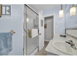 1 EARLSCOURT CRESCENT - 16